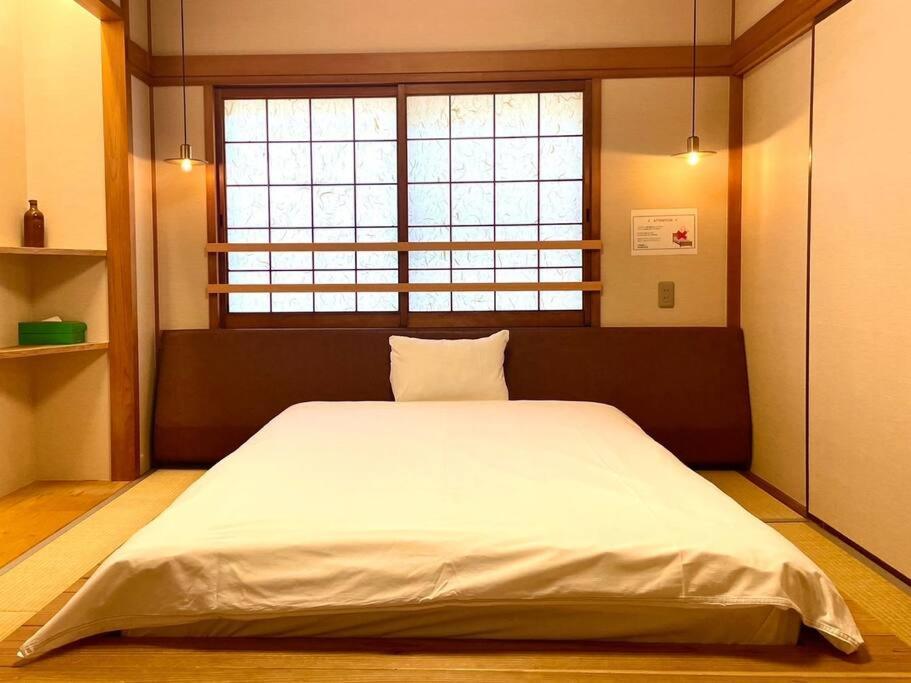 Color 日本橋【A】＊Max10名宿泊可能＊観光便利＊黒門市場近く＊Big Sale＊ Osaka Exterior photo